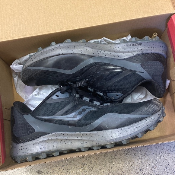 Saucony Peregrine 12 womens trail running hiking shoes 9 wide worn once w/box - Picture 1 of 12